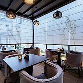 Dali Water Cloud Pavilion Ocean View