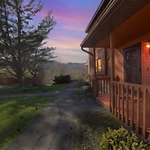 Rumor 39o - Upgraded Townhome With Woodsy Views 3 Bedroom Townhouse