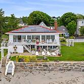 Coastal Charm Lobster Ch Teau