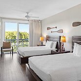 Serene Studio at Sandestin Pool, Hot Tub, Beach Shuttle, Walk to Bayto