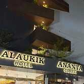 Alaukik Hotel