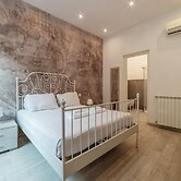 Major 93 Guesthouse