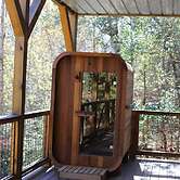 Wet Dry Sauna w Fireplace Close to Waterfalls