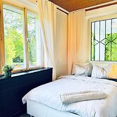 Cozy Garden Villa near Danube For 16P