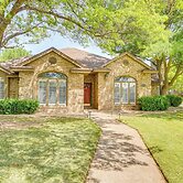 8 Mi to Texas Tech: Home w/ Patio in Lubbock