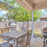 Military-friendly Home Near Navarre Beach & Base!