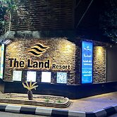 The Land Villas Ammaria