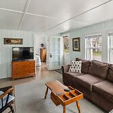 Coastal Cottage Retreat Steps From The Beach 2 Bedroom Cottage