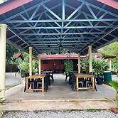 Capital O 91152 Jerot Dusun Campsite