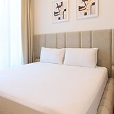 Modern 1BR Living in Oakley Square