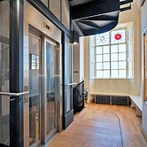 Apartment in Brackley Town Hall Charm