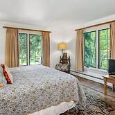 2 Bedroom Mountain Condo in Vail Village at Gondola One