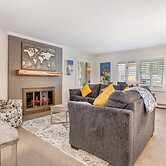 Convenient 2 Bedroom Condo in Vail Near Golden Peak Lift - Walk to Sho