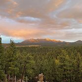 Pikes Peak Paradise Bed and Breakfast