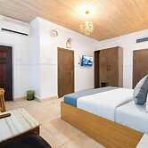 The Breeze Apartment