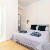 Thornbury Guest House Room 3