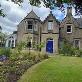 Glen Lyon Lodge Bed & Breakfast