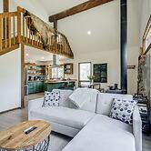 Steps to Crystal River: Hideaway w/ Mountain Views