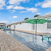 100 Steps to Beach Pool Hot Tub Playground BBQ