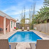 Pool Steps to Sand Near Downtown Beach Gear