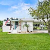 Qt Cottage on Dunn s Creek Fire Pit Kayaks