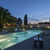 Villa Traiani 8 2 by Marche Holiday Villas