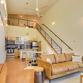 Modern Santa Fe Desert Loft w/ Fireplace!
