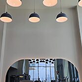 Luxury Condo W Views Near Miami Beach