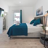 Lit Living-Luxury-Box Spring - Parking