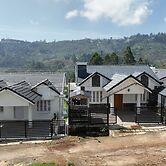 Thalir  Nest Valley View