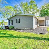 Near Hiking & Fishing: Dale Home w/ Deck!