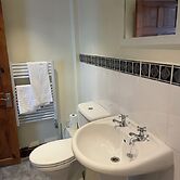 Rooms at the Huntsman Inn