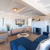 Coastal Bayside Condo Walkable to Sand & Surf