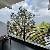 Mountain Breeze Hill Crest Kasauli