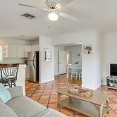 < 1 Mi to Las Olas Boulevard: Cozy Retreat w/ Yard