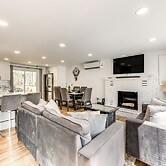 Lake & Beach Access: Bbq-ready Poconos Retreat!