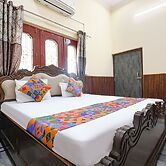 Fabhotel Raghunandan Inn