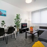Free Parking - 2 Bedroom Flat