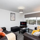 3 Bed House-free Parking-6beds