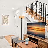 Cozy Modern Stay in Alhambra 30plus Days Welcome