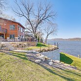 Riverfront Home w/ Seasonal Dock in Wabasha!