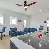 Steps to Beach: Home w/ Ocean View in Navarre!