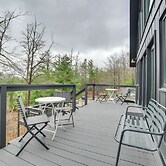 2 Mi to Nubs Nob Resort: All-season Michigan Haven