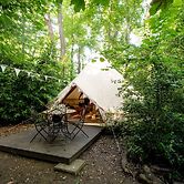 Woodland Pod Near Highclere Castle