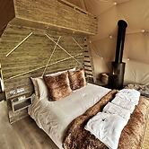 1 Bedroom Chalet in Hoath, No Deposit
