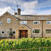 4 Bedroom Cottage in Crimplesham, No Deposit