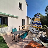 Pretty Ground Floor Flat, Beach 800 m