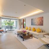 Pearl Of Naithon 3 Bedroom Beachfront Condo