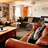 Spacious Cottage in Rhydyfelin, No Deposit