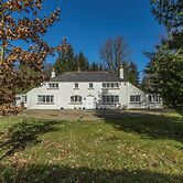5 Bedroom Holiday Home in Cornhill, No Deposit
